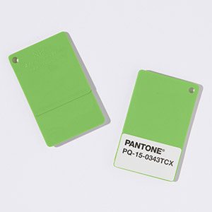 pantone_color_of_the_year_2017_shop_pantone_plastic_chips
