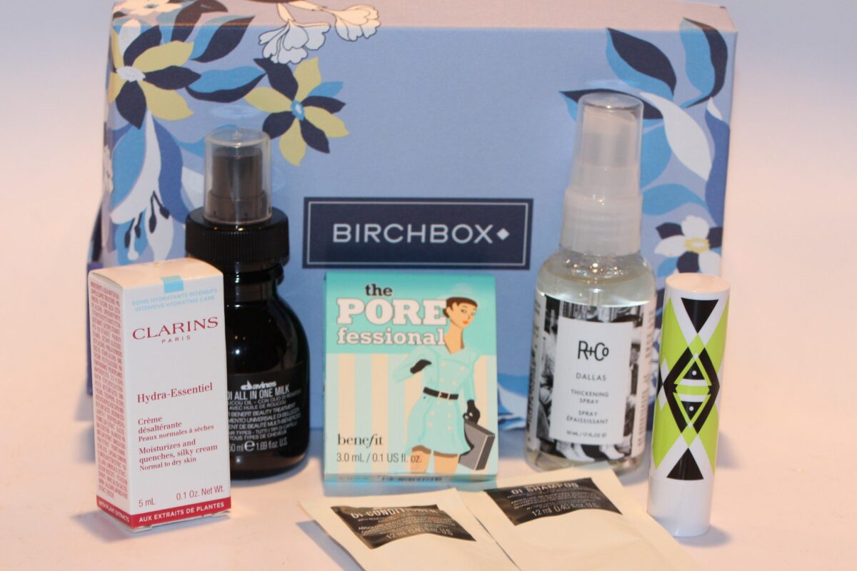 Birchbox-March-Women'sHistory-month-powerful-high-performing-products-for-powerful-women