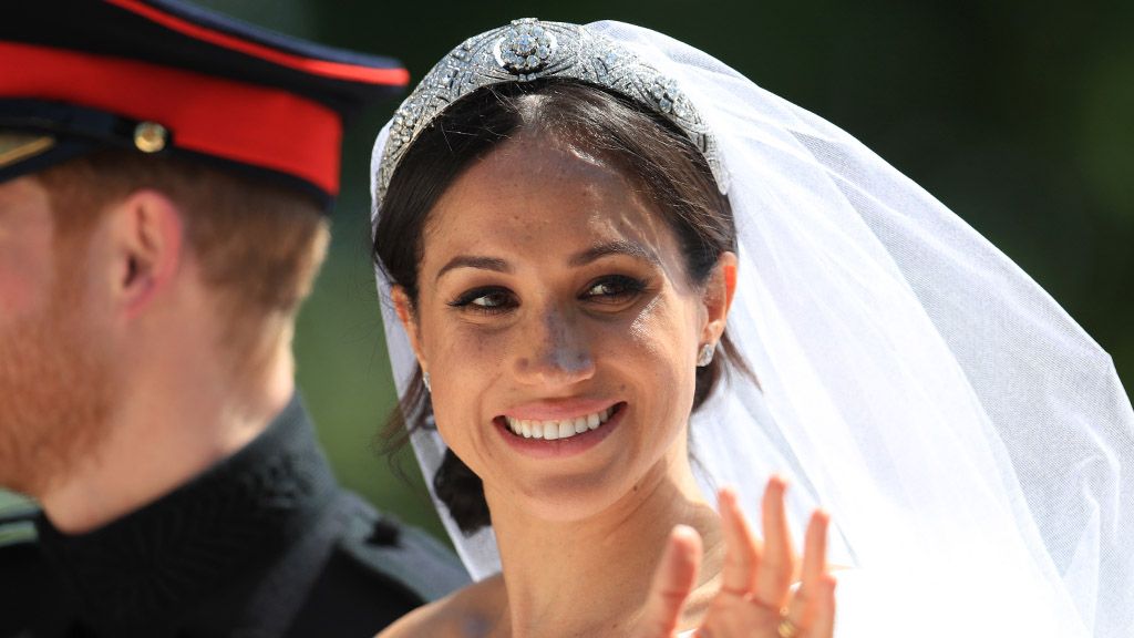 MEGAN MARKLE ON HER WEDDING DAY IN DIOR BACKSTAGE FACE BODY FOUNDATION