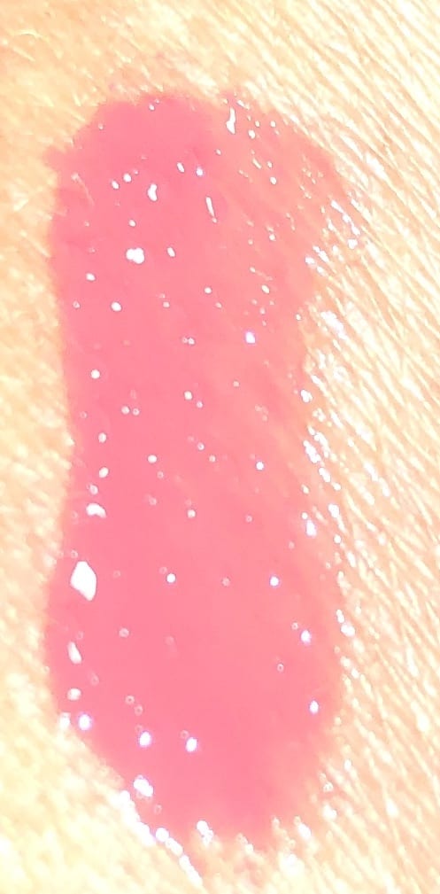 HOURGLASS 28 LIP TREATMENT OIL SWATCH IN THE SHADE CAMEO