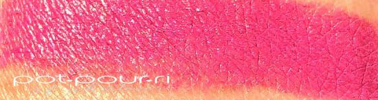 SWATCH OF THE BVIBRATE SHADE OF LA BEAUTE FATALE LIPSTICK