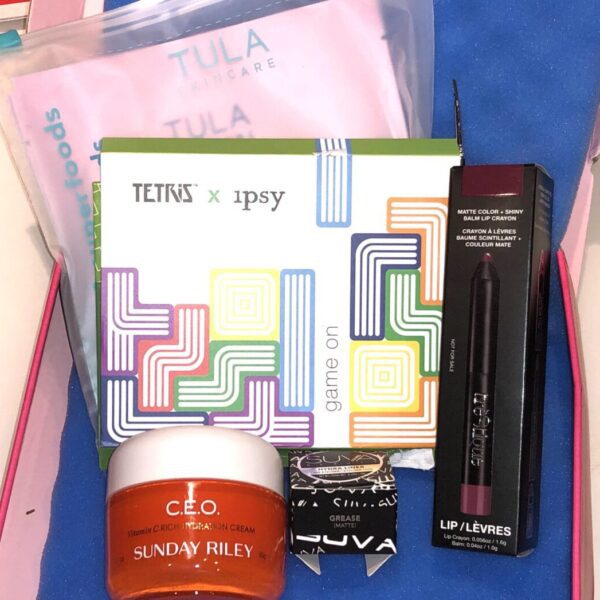 THE CONTENTS OF THE JUNE 2019 IPSY GLAM BAG PLUS